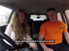 Gros seins, Blonde, Voiture, En levrette, De plein air, Piercing, Pov, Tatouage