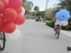 Amateur, Chambre à dormir, Blonde, Léchez, De plein air, Chatte, Plan cul à trois, Branlette espagnole