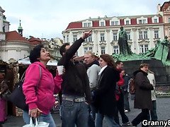 Gros cul, Grandpère, Mamie, Mature, Maman, Adolescente