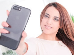 Kont, Blond, Pijpbeurt, Hondjeshouding, Zoenen, Geschoren, Strippen, Tatoeage