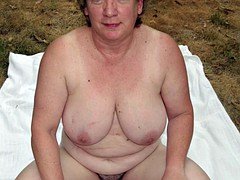 Amateur, Gros seins, Poilue, Mature, Mère que j'aimerais baiser, Nue