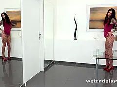 茶髪の, ディルド, フェティッシュ, 目瞪口呆, Hd, なめる, 淫乱熟女, オマンコ