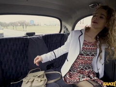 Verga grande, Mamada, Coche, Garganta profunda, Al aire libre, Puta, Adolescente, Puta