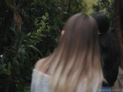 Geschnappt, Betrug, Küssen, Lesbisch, Lecken, Im freien, Muschi, Titten