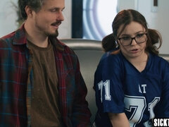 18 jahre, Tussi, Grosser schwanz, Schwanz, Handjob, Hardcore, Natürlichen titten, Pornostars