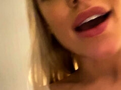 Blondine, Masturbation, Solo, Spielzeuge