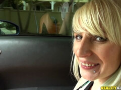 Grosser arsch, Grosser schwanz, Grosse titten, Blondine, Süss, Hundestellung, Milf, Pov