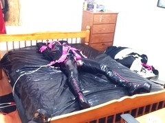 Sissy maid gets off in self-restrained bondage fun