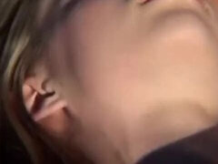 Blondine, Fingern, Masturbation, Öffentlich, Rasiert, Entkleiden, Jungendliche (18+), Titten