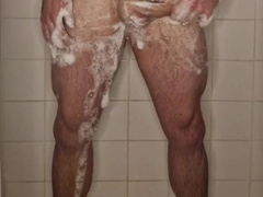 Bathroom time is so insane