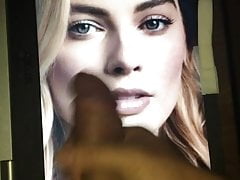 Margot Robbie cum tribute