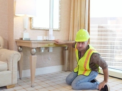 SHOWERBAIT Tech Boy Gets Bootie Packed With Hard-On In The Bathroom