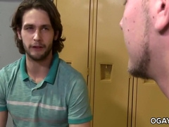 Duncan Black Gets Fucked In A Locker Room