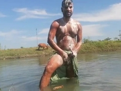Desi Gay Sex Video Bathing