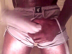 Well-liked hunk pleases the ladies with massive cumshot in solo session