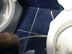 Finishing long piss