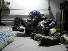 MX shoe sniffing and tugjob