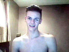 wondrous Hung Toned Brit lad ripples and Shoots