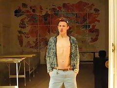 TWINK IS ALWAYS HUNGRY FOR RAW COCK