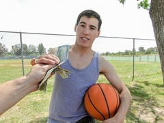 Straight amateur brunette guy Ian gets fucked deep