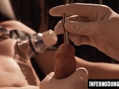 InfernoDungeon.com - Tormentor Ron studies jock Axel's sleek arse