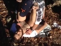 Dos machos follando al aire libre 5