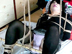 Jyosouko Fujiko's erotic underpants bound with cord and bamboo