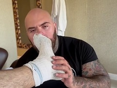 Emelloxxx and Btrucker77 in the sequel of their passionate session
