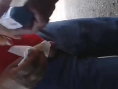 maduro me folla en aparcamiento oldman fuck parking