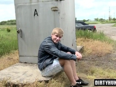 Muscle Parent deep throat vibration And Facial Cumshot