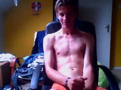 (bw) Dude Cums And Shows Nice Ass