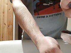 Whashing my hands with pee, warm in the winter!