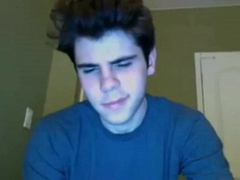 Youngster Shows Dick on Cam