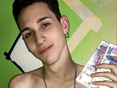 Thirsty Lucas Andrade fucked in an abandoned building here