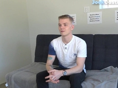 Tatted audition jock tugs smooth-shaven dick for jizz flow