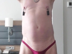 Introducing fresh g-strings