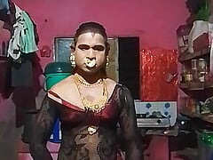 Deshi Maduri Bhabhi Crasdresser