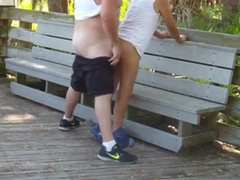 Gordito se la mete a abuelo en publico 4