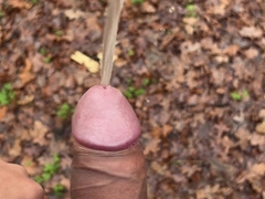Going to piss and cruising in the forest