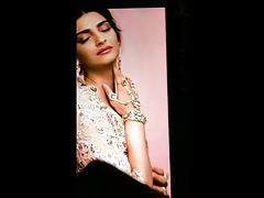 Sonam Kapoor Destroyed Cum Tribute