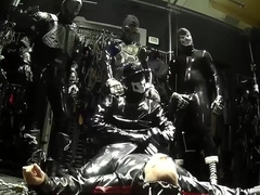 4 tops against skinhead slave ( 2)