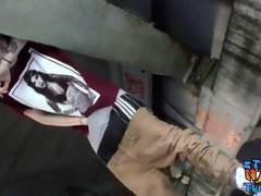 Heterosexual thug Sean Johansen wanks outdoor and spunks