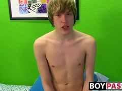 Young man uses toys for kinky masturbation after interview