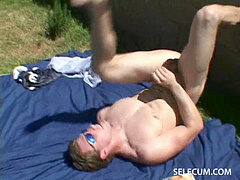 Hot guy autofellatio in the sun and nutting in his mouth and on his face