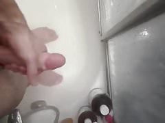 Dude Masturbates and Cums In Shower