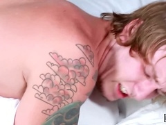 Logan Blake gives Tom Faulk the deep pounding he's been craving after a sensual start - men