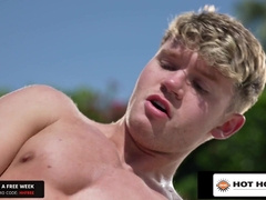HotHouse - RED-HOT BULKY WOLF Humps Ultra-Cute Jock's Taut Butt In The Pool