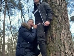 Swift sucky-sucky at the public park