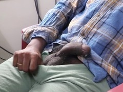 Solo session with a big dick for a straight guy