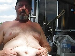 Doing to my belly what I need some willing guy to do